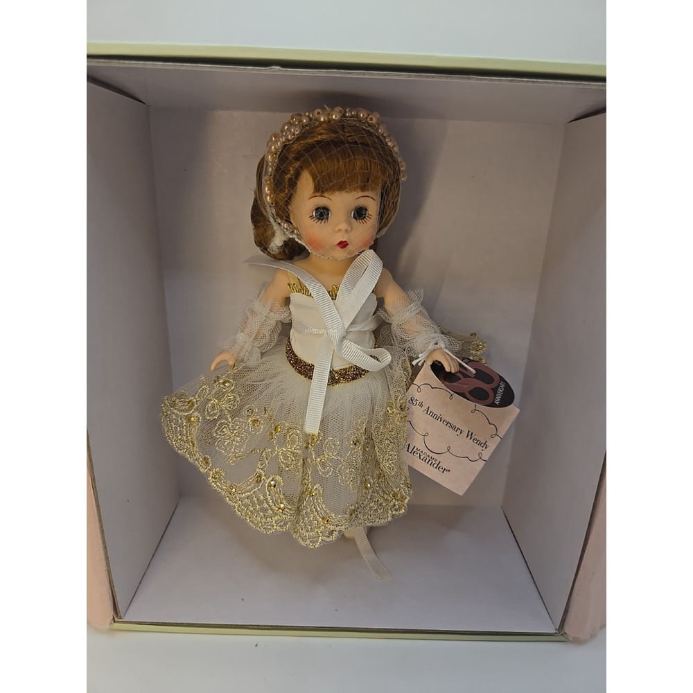 Limited Madame Alexander 8"85th Anniversary Wendy Doll COA 658/750 NRFB Hard Box
